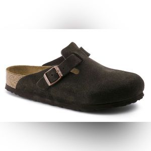 Birkenstock Boston Soft Footbed Clog L10 M8 in Mocha